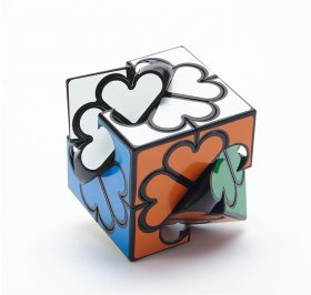 LanLan 4 Leaf Clover Heart Magic Cube Black LanLan 4 Leaf Clover Heart Magic Cube Black
