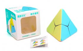 MoYu Classroom Corner Twist Pyraminx Cube Macaron MoYu Classroom Corner Twist Pyraminx Cube Macaron