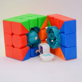 HuaMeng YS3M 3x3 Cube MagLev with Ball-core Version HuaMeng YS3M 3x3 Cube MagLev with Ball-core Version