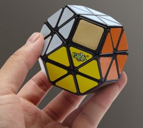 LanLan Hydrangea Tetrakaidecahedron-shaped Puzzle Black LanLan Hydrangea Tetrakaidecahedron-shaped Puzzle Black