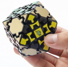 LanLan Gear 14-side Tetradecahedra Magic Cube Black LanLan Gear 14-side Tetradecahedra Magic Cube Black