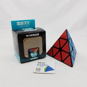 MoYu Classroom Meilong Pyraminx Cube Black MoYu Classroom Meilong Pyraminx Cube Black